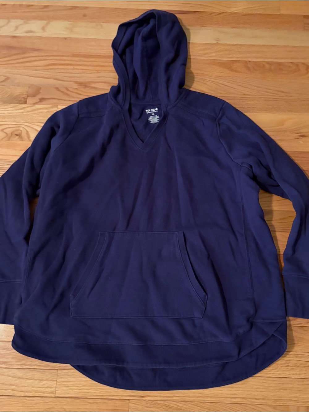 tek gear Women's purple V-Neck Hooded Pullover
